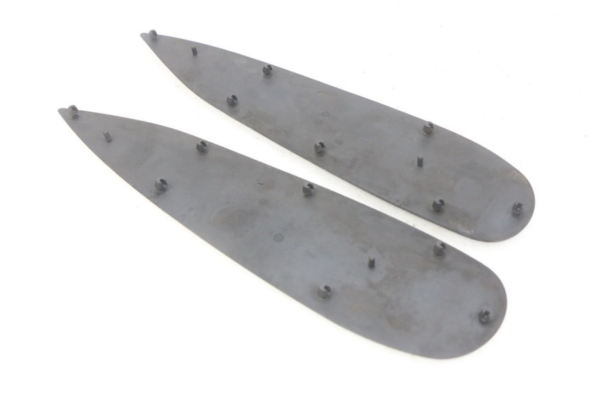 photo de TAPIS MARCHE PIED PEUGEOT GEOPOLIS 400 (2007 - 2013) - Détail de la pièce