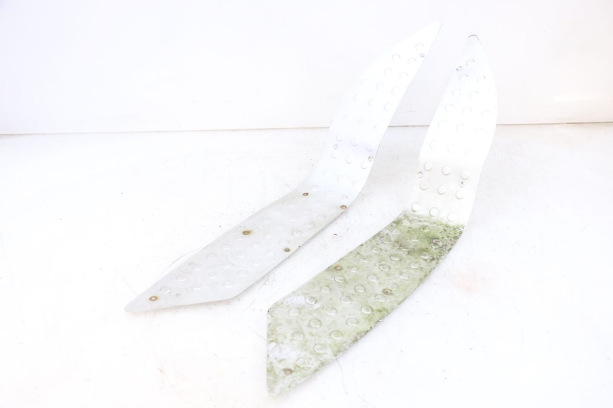 photo de TAPIS MARCHE PIED JM MOTORS GTS 125 (2015 - 2019) - Vue principale