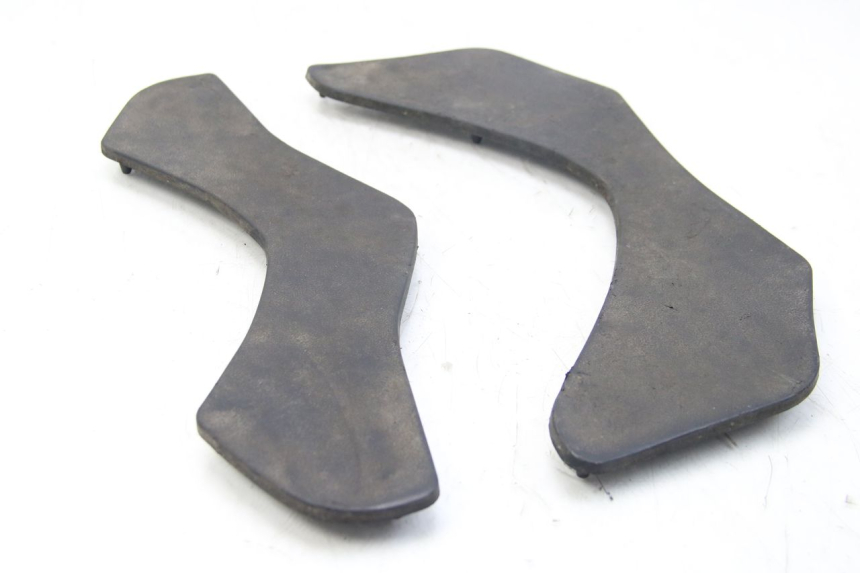 photo de TAPIS MARCHE PIED YAMAHA HW XENTER 125 (2011 - 2017) - Vue principale