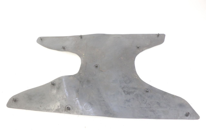 photo de TAPIS MARCHE PIED SYM JET EURO X 2T 50 (2003 - 2007) - Zoom état d’usage