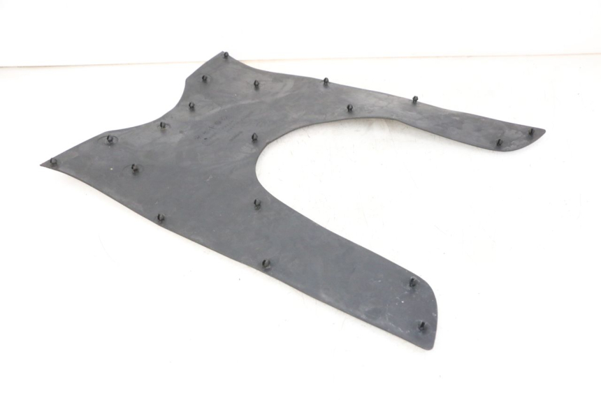 photo de TAPIS MARCHE PIED KYMCO GRAND DINK 125 (2008 - 2014) - Détail de la pièce