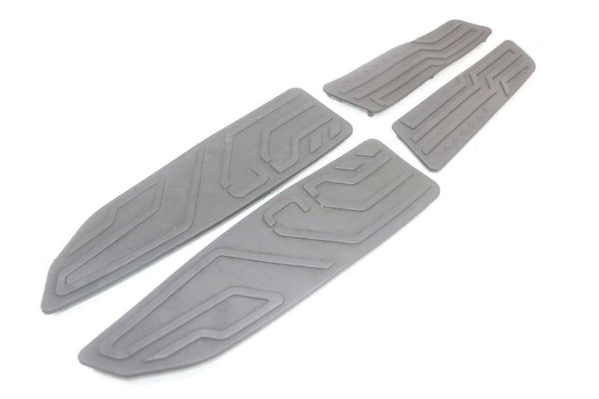 photo de TAPIS MARCHE PIED KYMCO X-TOWN XTOWN 125 (2016 - 2021) - Autre angle de vue