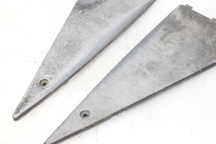 photo de TAPIS MARCHE PIED PIAGGIO NEW TYPHOON 50 (2010 - 2017) - Vue d’ensemble