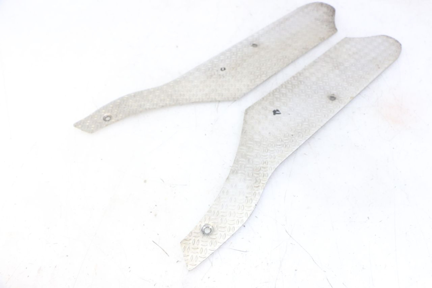 photo de TAPIS MARCHE PIED PIAGGIO NRG POWER PUREJET 50 (2018 - 2021) - Vue principale