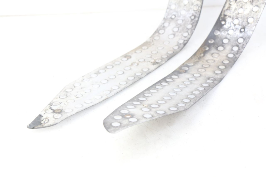 photo de TAPIS MARCHE PIED SELECT UP OCTALIS 125 (2007 - 2012) - Zoom état d’usage