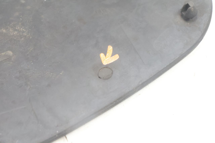 photo de TAPIS MARCHE PIED GILERA RUNNER SP 50 (2002 - 2004) - Autre angle de vue