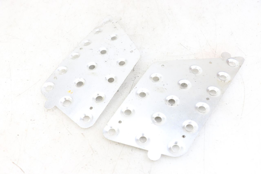 photo de TAPIS MARCHE PIED KEEWAY RY6 2T 50 (2011 - 2019) - Détail de la pièce