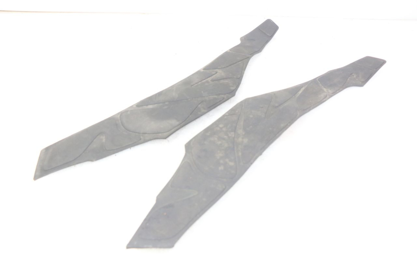 photo de TAPIS MARCHE PIED DAELIM S3 125 (2010 - 2017) - Vue principale