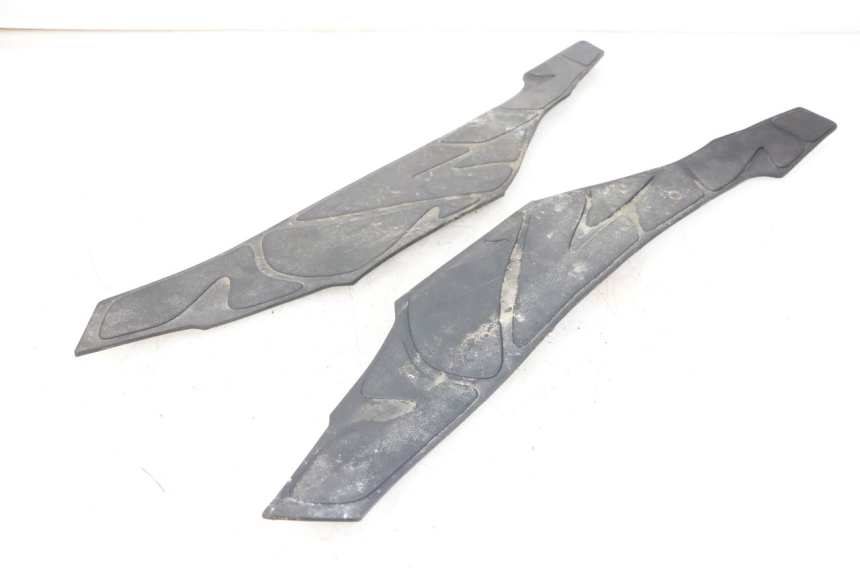 photo de TAPIS MARCHE PIED DAELIM S3 125 (2010 - 2017) - Vue principale