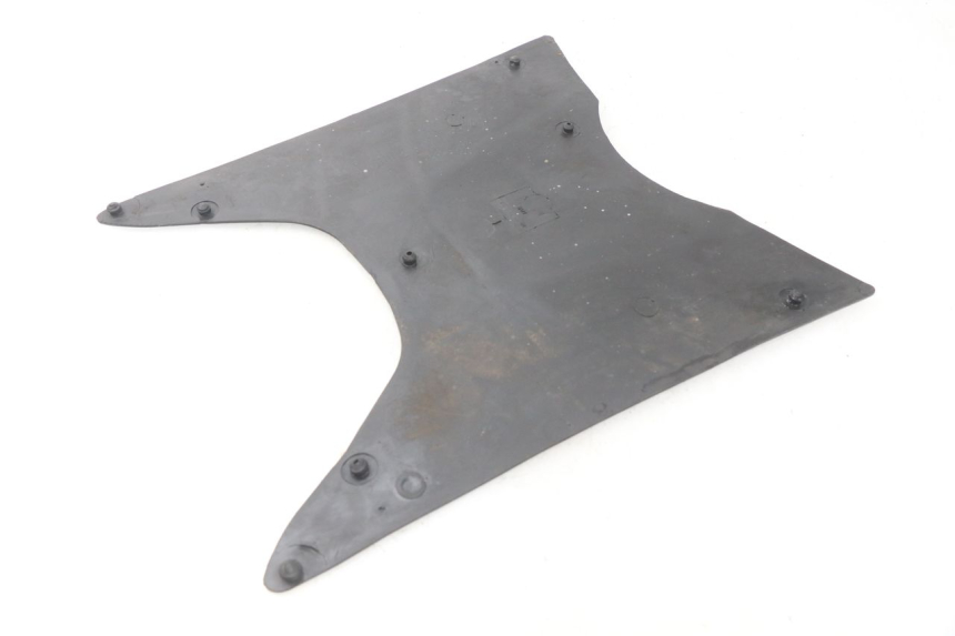 photo de TAPIS MARCHE PIED DAELIM S4 50 (2010 - 2015) - Détail de la pièce