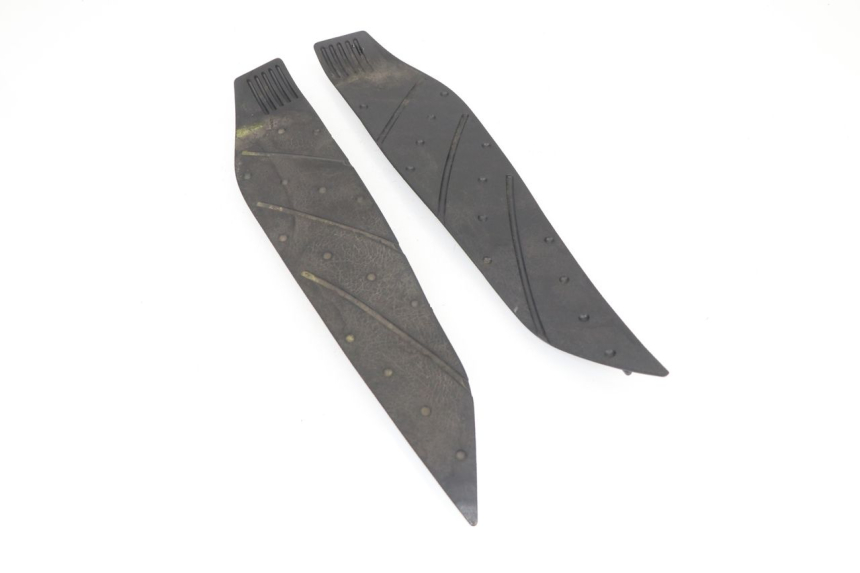 photo de TAPIS MARCHE PIED MBK SKYCRUISER 125 (2006 - 2009) - Vue principale