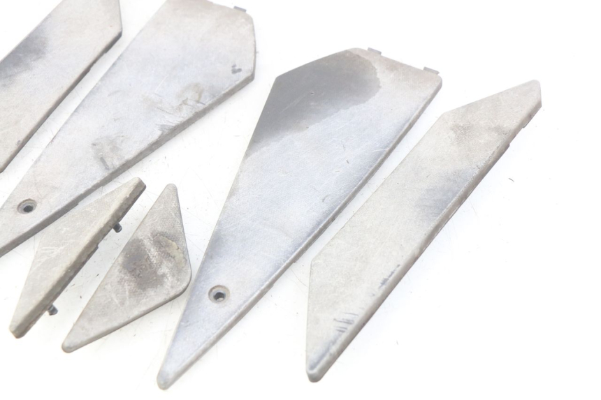 photo de TAPIS MARCHE PIED APRILIA SR 2T 50 (2012 - 2017) - Zoom état d’usage