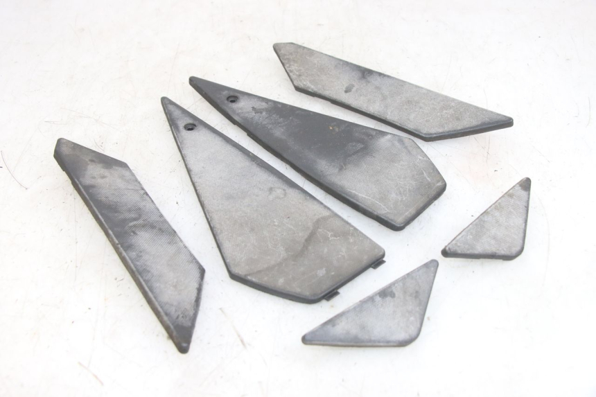 photo de TAPIS MARCHE PIED APRILIA SR 2T 50 (2012 - 2017) - Vue principale