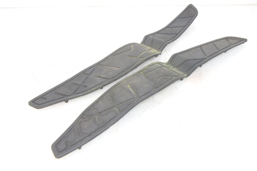 photo de TAPIS MARCHE PIED KYMCO X-CITING XCITING 400 (2014 - 2018) - Vue principale