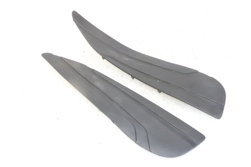 photo de TAPIS MARCHE PIED YAMAHA X-MAX XMAX 125 (2010 - 2013) - Vue principale