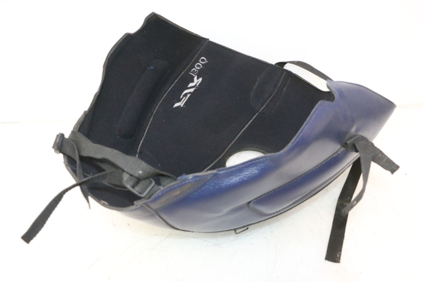 photo de TAPIS DE RESERVOIR YAMAHA FJR 1300 (2001 - 2005) - Zoom état d’usage