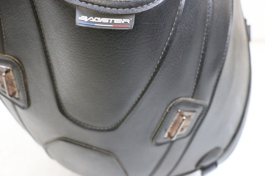 photo de TAPIS DE RESERVOIR BMW R GS 1250 (2021 - 2024) - Zoom état d’usage