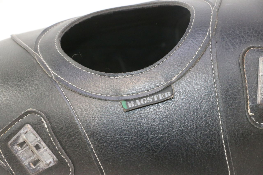 photo de TAPIS DE RESERVOIR KAWASAKI ZZR 600 (1995 - 2004) - Vue d’ensemble