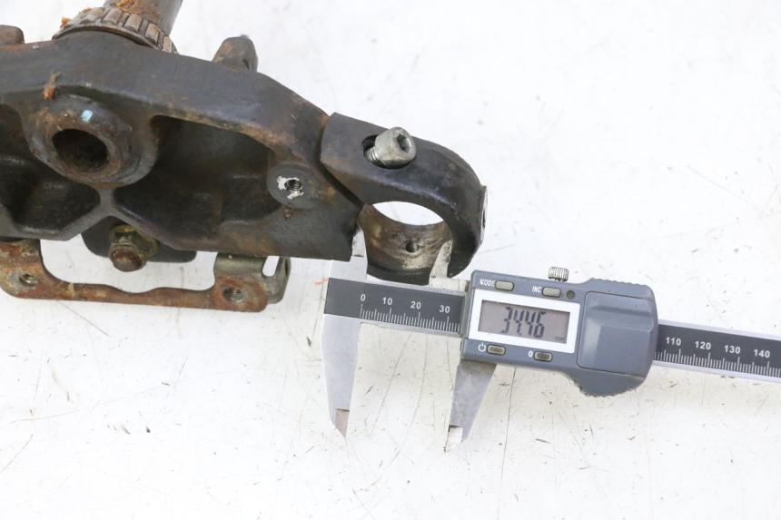 photo de TE FOURCHE HYOSUNG GV AQUILA 125 (2000 - 2009) - Détail de la pièce