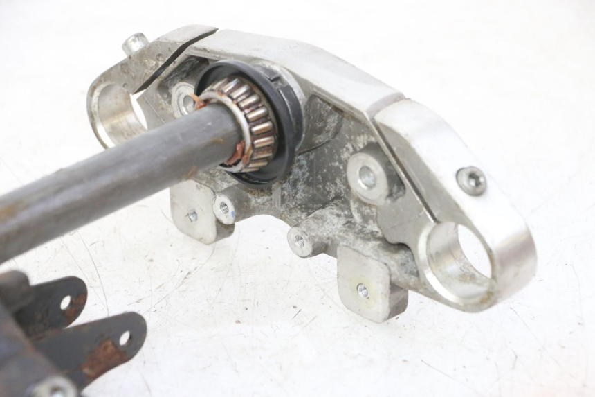 photo de TE FOURCHE HYOSUNG GV AQUILA 125 (2000 - 2009) - Pièce contrôlée