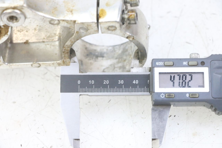 photo de TE FOURCHE CCR DIRT BIKE 125 - Gros plan technique