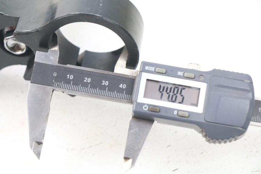 photo de TE FOURCHE CRZ DIRTBIKE 140 - Autre angle de vue