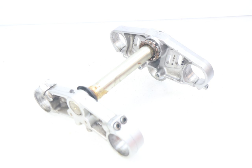 photo de TE FOURCHE YAMAHA FJR ABS 1300 (2006 - 2012) - Points de fixation