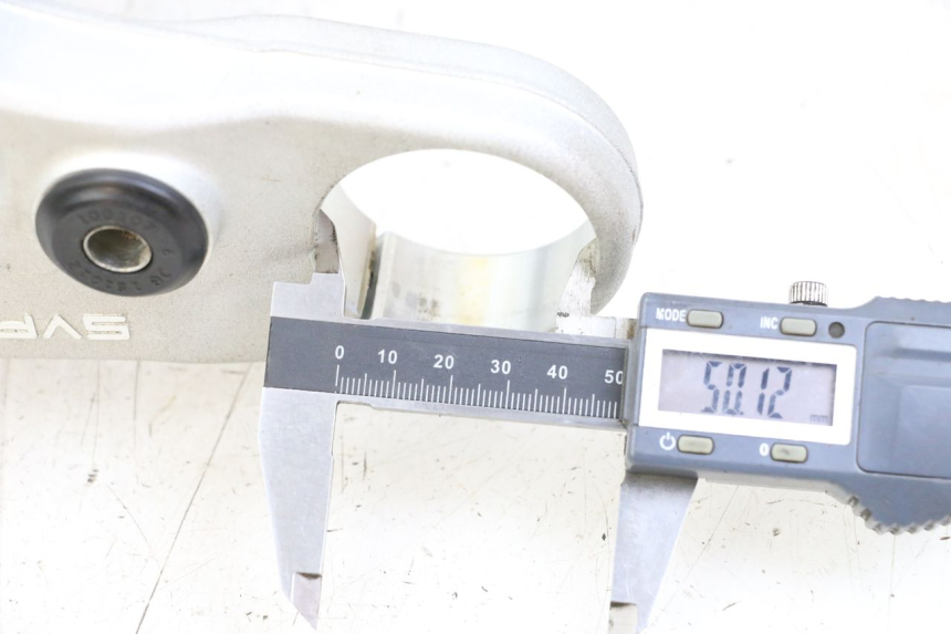 photo de TE FOURCHE HUSQVARNA SVARTPILEN 401 (2018 - 2023) - Zoom état d’usage