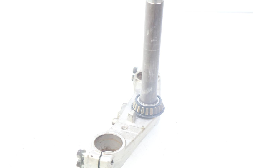 photo de TE FOURCHE INFERIEUR SUZUKI GSF S BANDIT 600 (2000 - 2004) - Zoom état d’usage