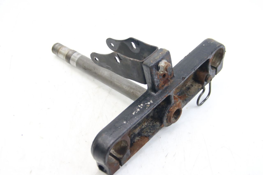 photo de TE FOURCHE INFERIEUR HYOSUNG RT KARION 125 (2003 - 2007) - Autre angle de vue