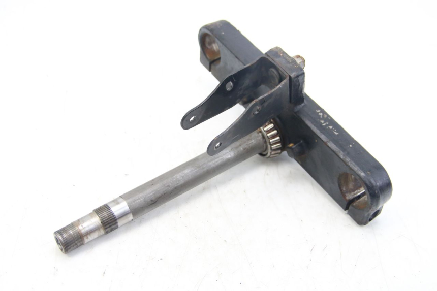 photo de TE FOURCHE INFERIEUR HYOSUNG RT KARION 125 (2003 - 2007) - Gros plan technique