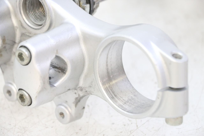 photo de TE FOURCHE RIEJU MRT 50 (2018 - 2021) - Zoom composants