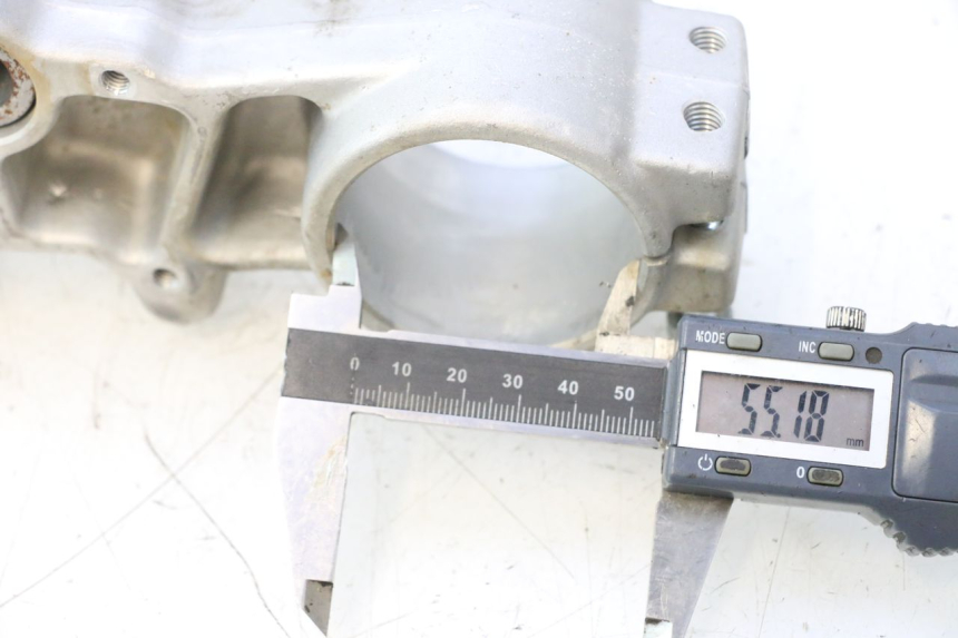 photo de TE FOURCHE RIEJU MRT PRO SUPERMOTARD 50 (2007 - 2018) - Marquages et références