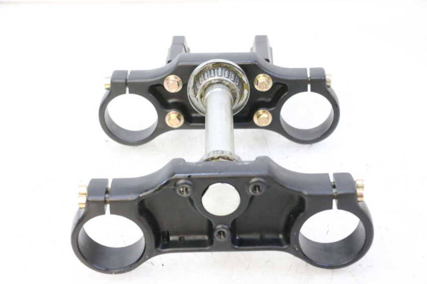 photo de FOURCHE APOLLO RFZ 125 - Points de fixation