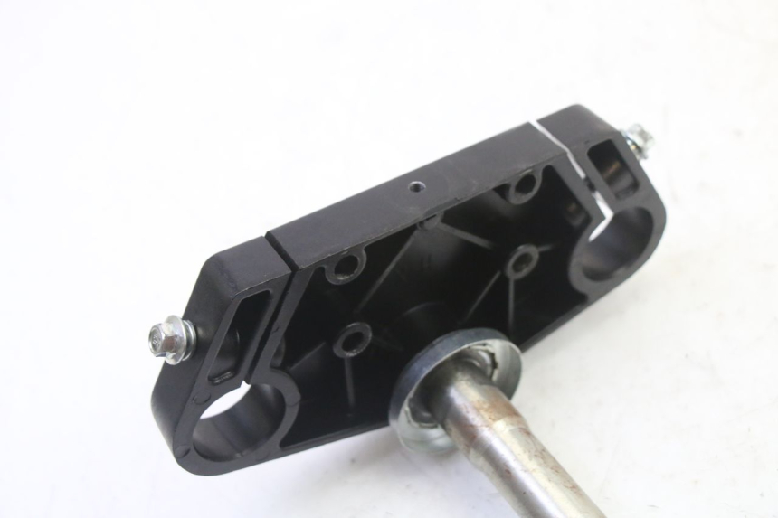 photo de FOURCHE APOLLO RFZ 125 - Points de fixation