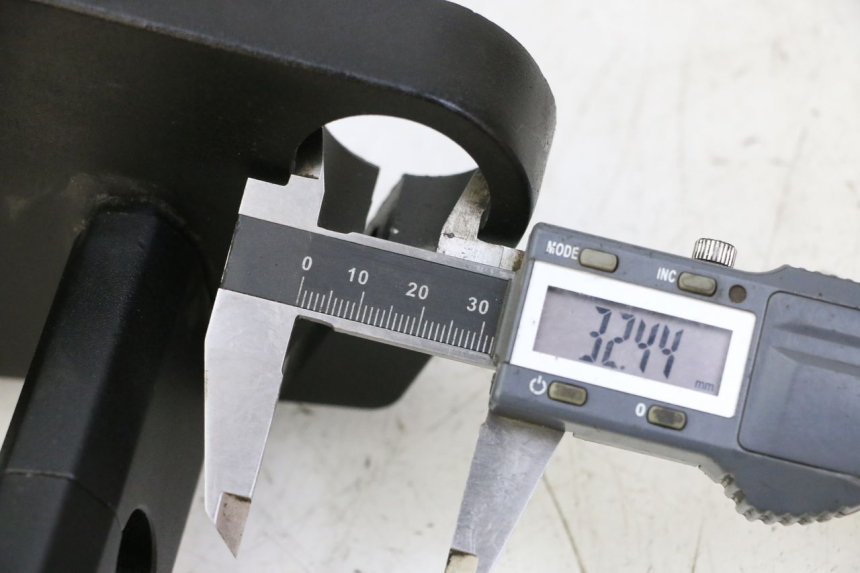 photo de FOURCHE APOLLO RFZ 125 - Autre angle de vue