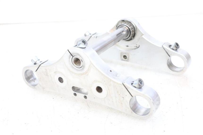 photo de TE FOURCHE HARLEY DAVIDSON SPORTSTER XL CUSTOM 1200 (2003 - 2004) - Vue principale