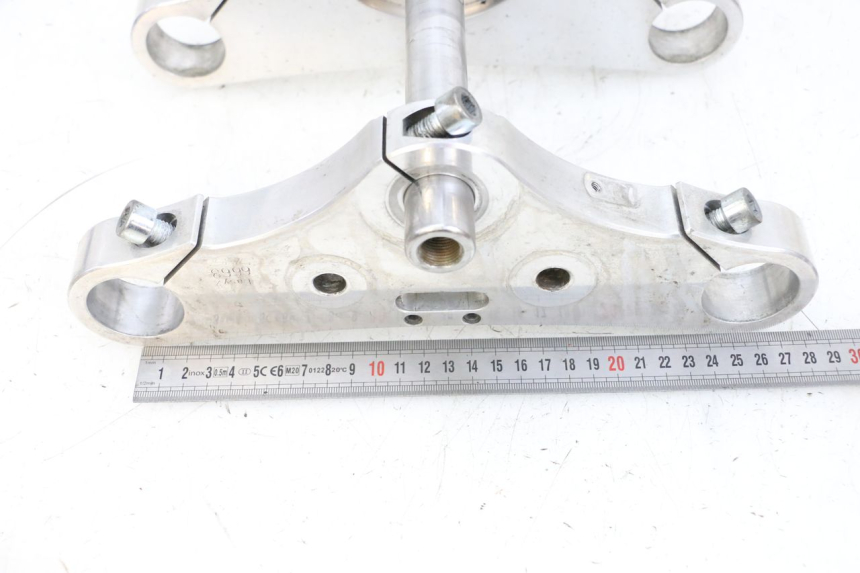 photo de TE FOURCHE HARLEY DAVIDSON SPORTSTER XL CUSTOM 1200 (2003 - 2004) - Autre angle de vue