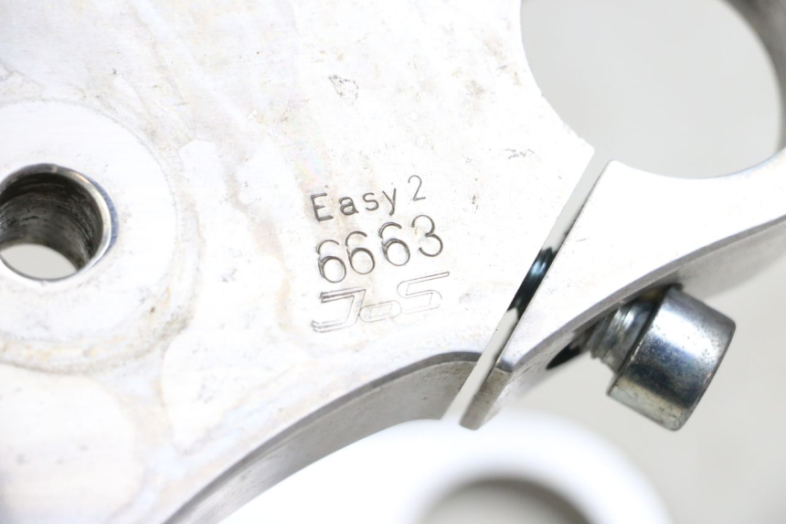 photo de TE FOURCHE HARLEY DAVIDSON SPORTSTER XL CUSTOM 1200 (2003 - 2004) - Marquages et références