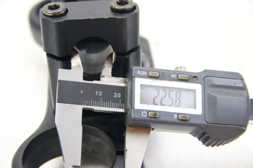 photo de Té FOURCHE SUPERIEUR ORION AGB37 CRF1 DIRT BIKE 125 (2013 - 2021) - Autre angle de vue