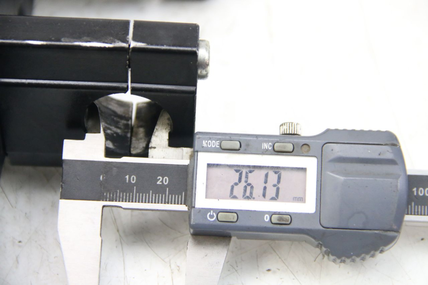 photo de Té FOURCHE SUPERIEUR ORION AGB37 CRF1 DIRT BIKE 125 (2013 - 2021) - Détail de la pièce