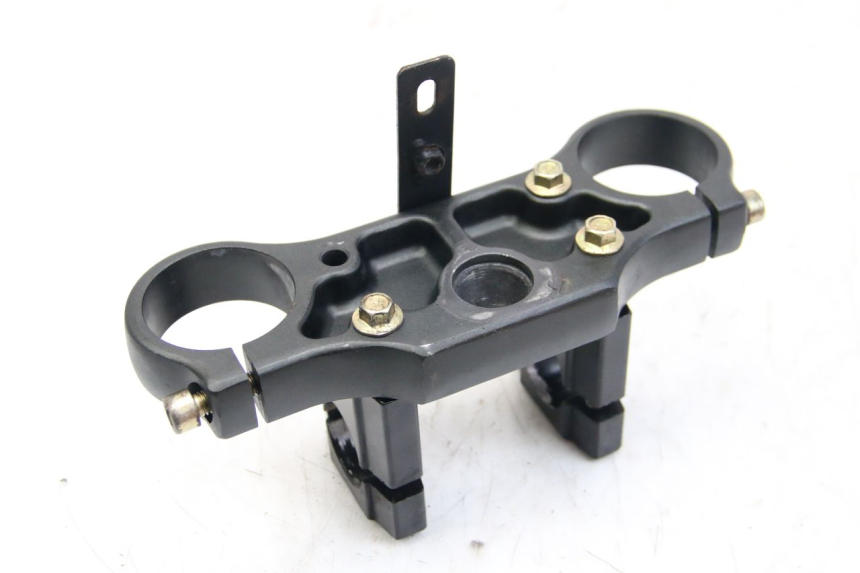 photo de Té FOURCHE SUPERIEUR ORION AGB37 CRF1 DIRT BIKE 125 (2013 - 2021) - Gros plan technique