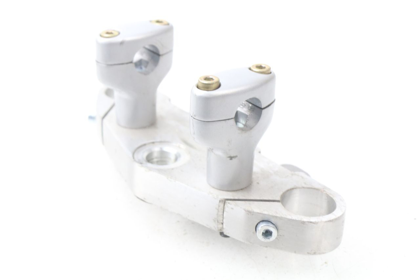 photo de TE FOURCHE SUPERIEUR HYOSUNG AQUILA GV 125 (2009 - 2016) - Gros plan technique