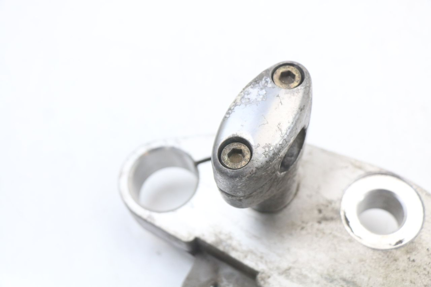 photo de TE FOURCHE SUPERIEUR HYOSUNG GV AQUILA 125 (2000 - 2009) - Autre angle de vue