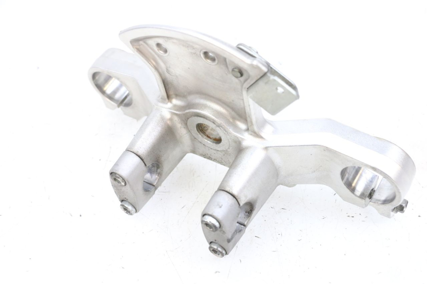 photo de TE FOURCHE SUPERIEUR SUZUKI BURGMAN 650 (2013 - 2020) - Vue d’ensemble