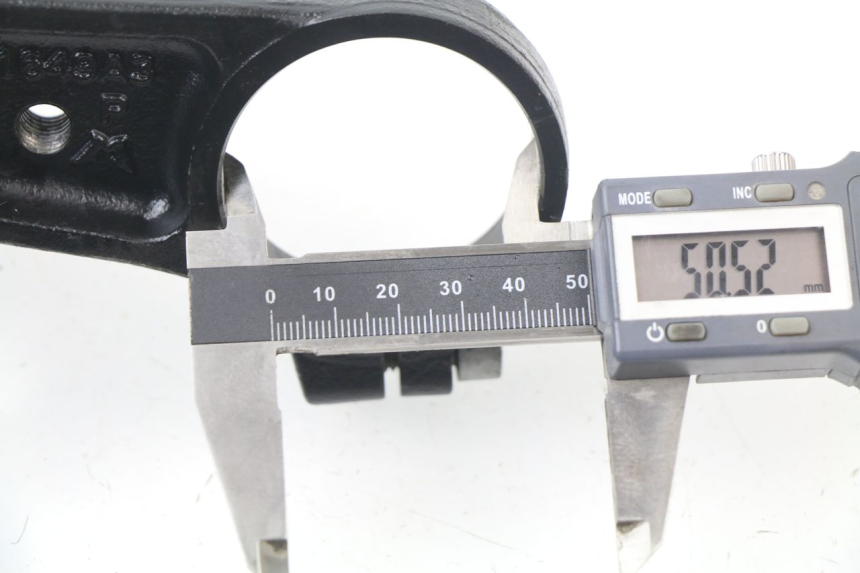 photo de TE FOURCHE SUPERIEUR BMW C SPORT 650 (2015 - 2021) - Détail de la pièce