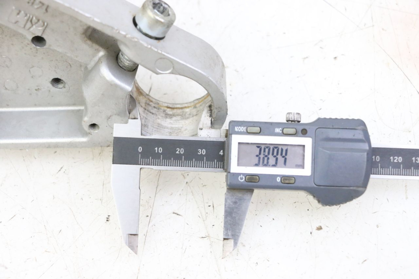 photo de TE FOURCHE SUPERIEUR APRILIA CLASSIC 125 (1995 - 2001) - Zoom état d’usage