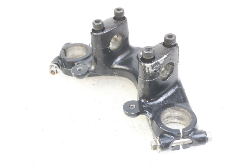 photo de Té FOURCHE SUPERIEUR HONDA CM 125 (1983 - 2003) - Autre angle de vue