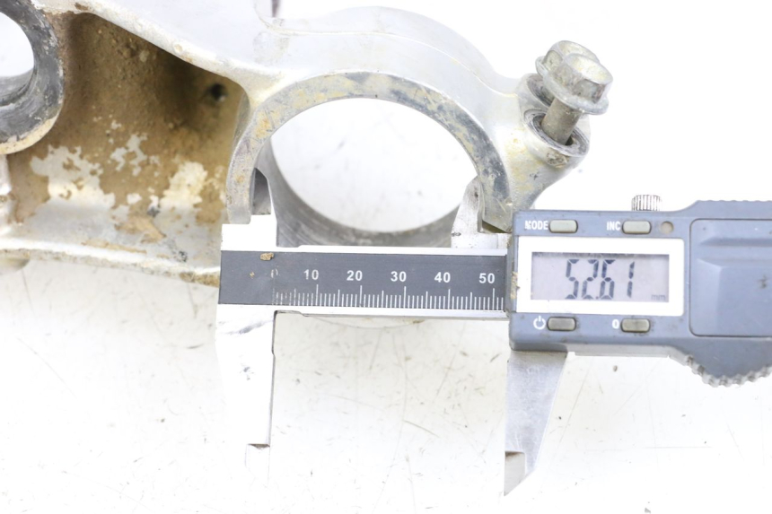 photo de TE FOURCHE SUPERIEUR HONDA CR 125 (1989 - 1991) - Zoom état d’usage