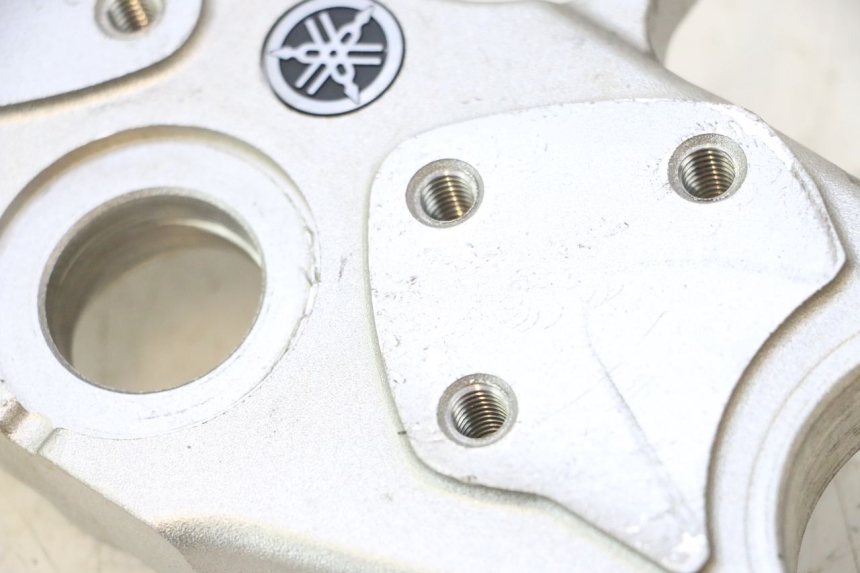 photo de TE FOURCHE SUPERIEUR YAMAHA FJR 1300 (2001 - 2005) - Zoom état d’usage